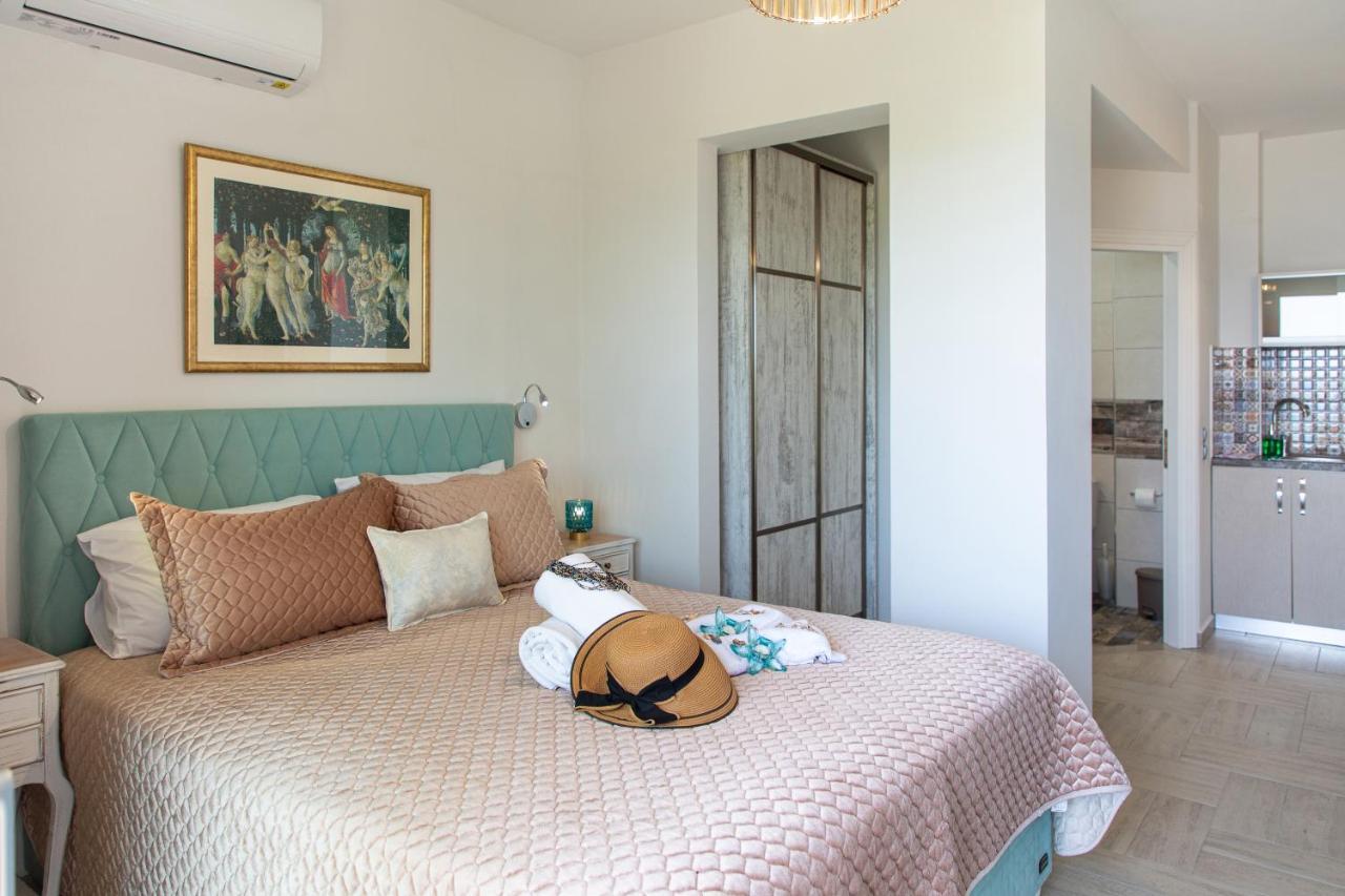 Elimia Suites & Studios Makrýgialos 外观 照片