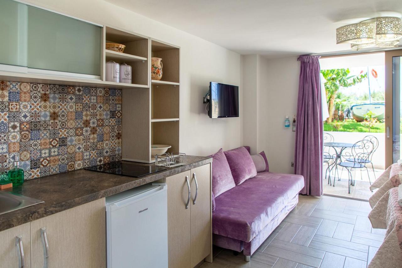 Elimia Suites & Studios Makrýgialos 外观 照片