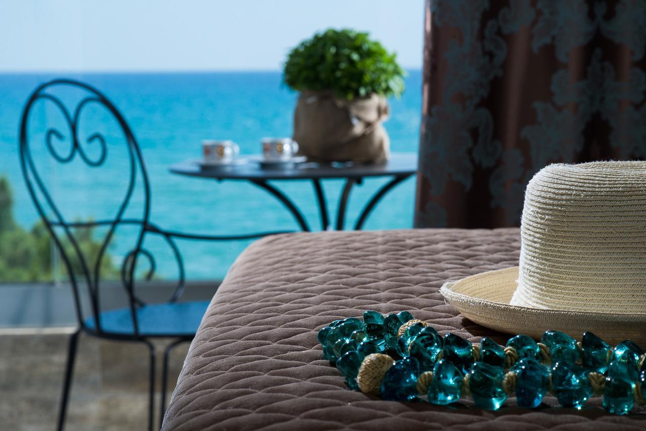 Elimia Suites & Studios Makrýgialos 外观 照片